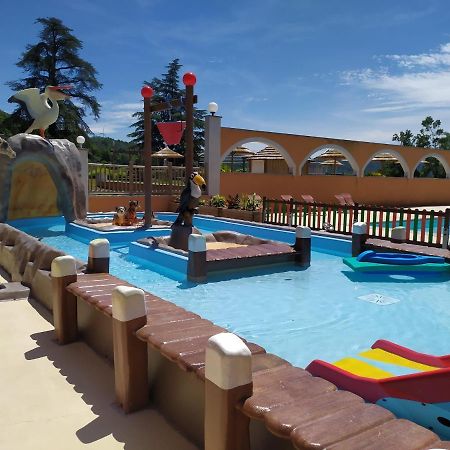 Camping Domaine De Senaud Albon Esterno foto