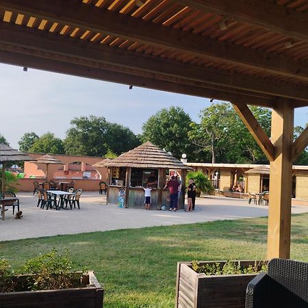 Camping Domaine De Senaud Albon Esterno foto