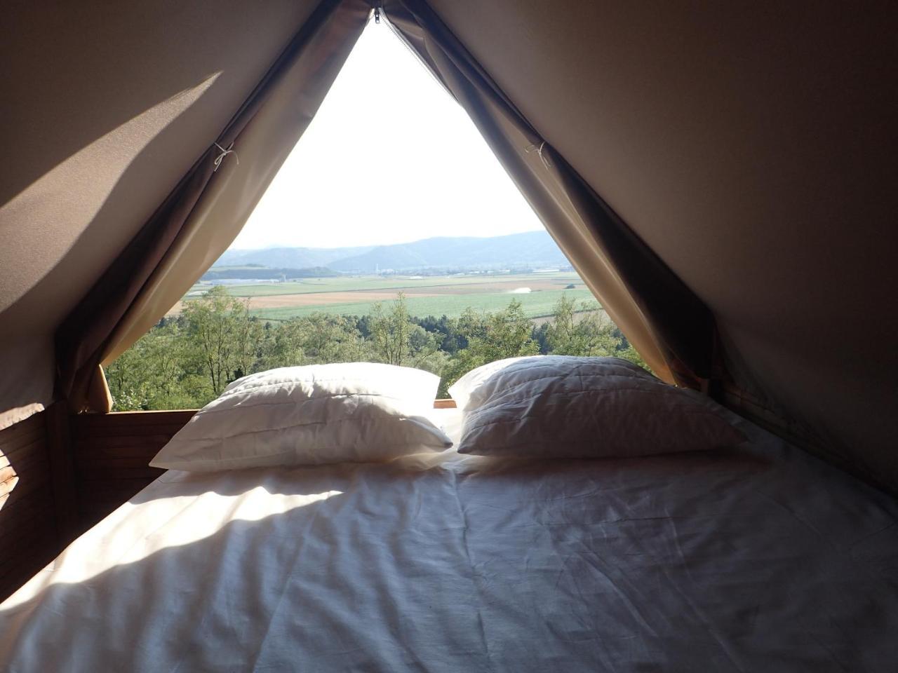 Camping Domaine De Senaud Albon Esterno foto