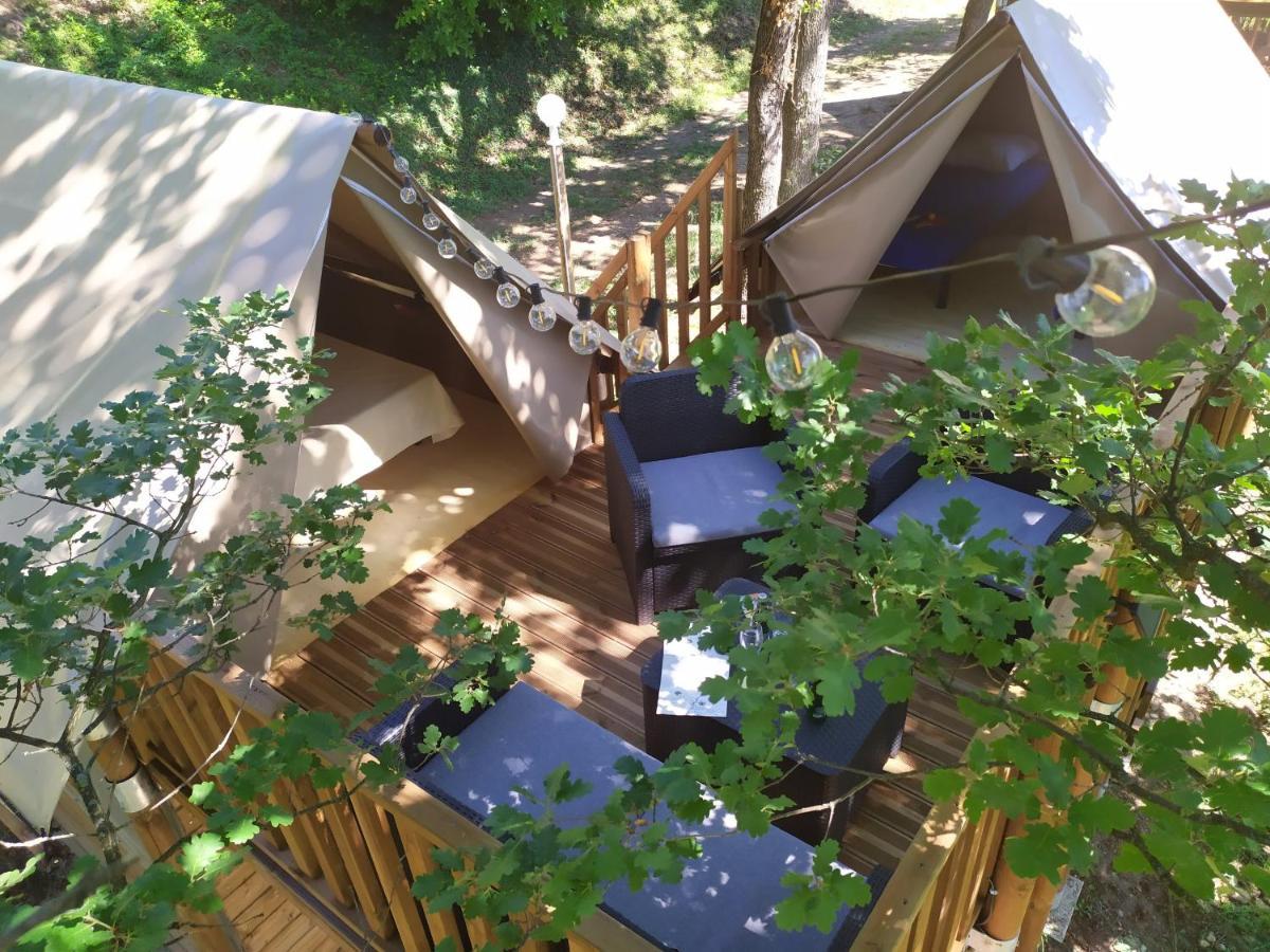 Camping Domaine De Senaud Albon Esterno foto